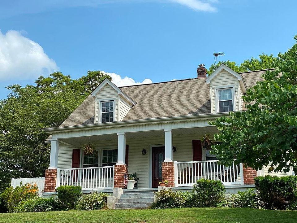 1st image of 119 Williams Ln