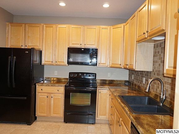 5th image of 31 Pebble Creek Ct