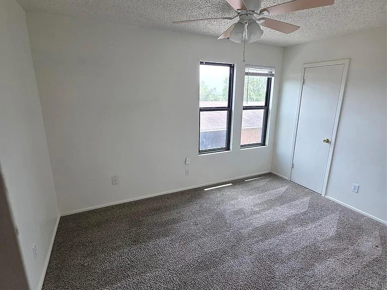 1103 Marlton St #A — Photo 14
