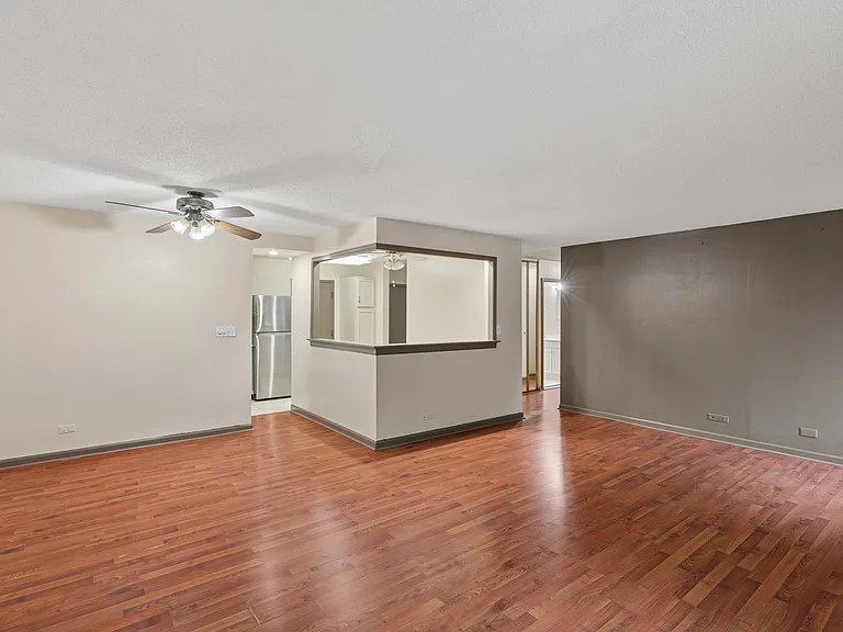 2211 S Stewart Ave #1A — Photo 9