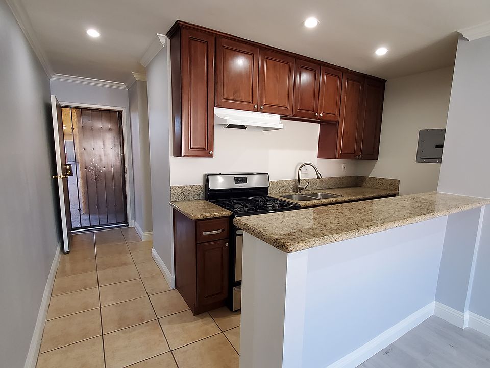 1st image of 5445 Sierra Vista Ave APT 19