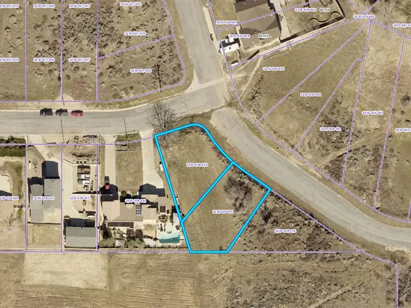 Rimford Dr, Lake Hughes, CA 93532