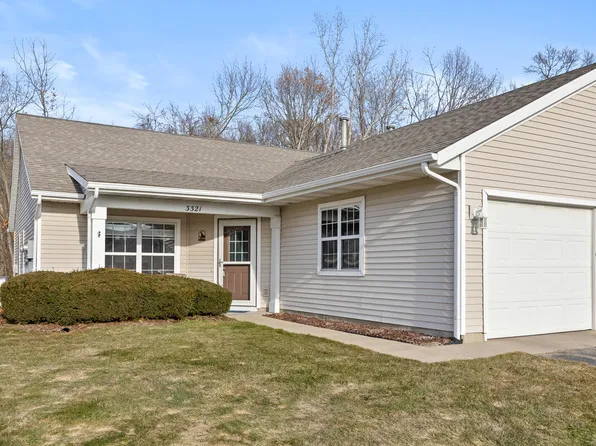 3321 Clear Vista Ct NE, Grand Rapids, MI 49525