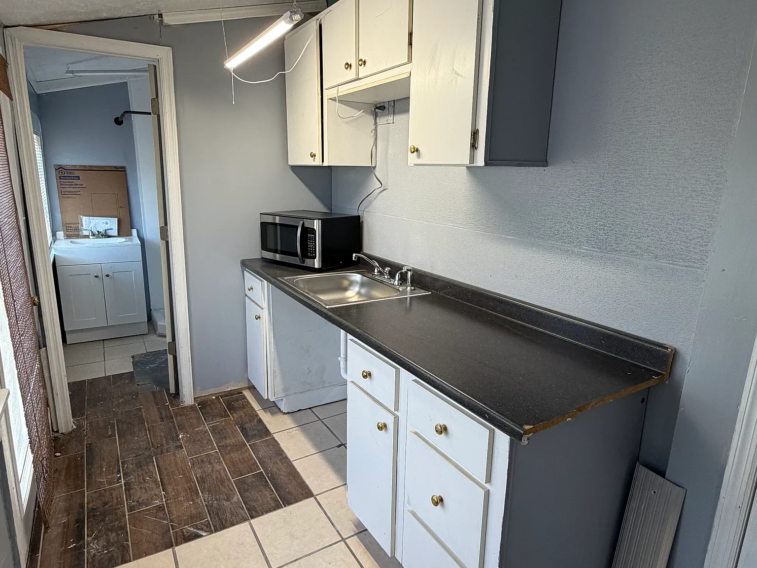 1 bed, 354 sqft, $1,200 — Photo 3