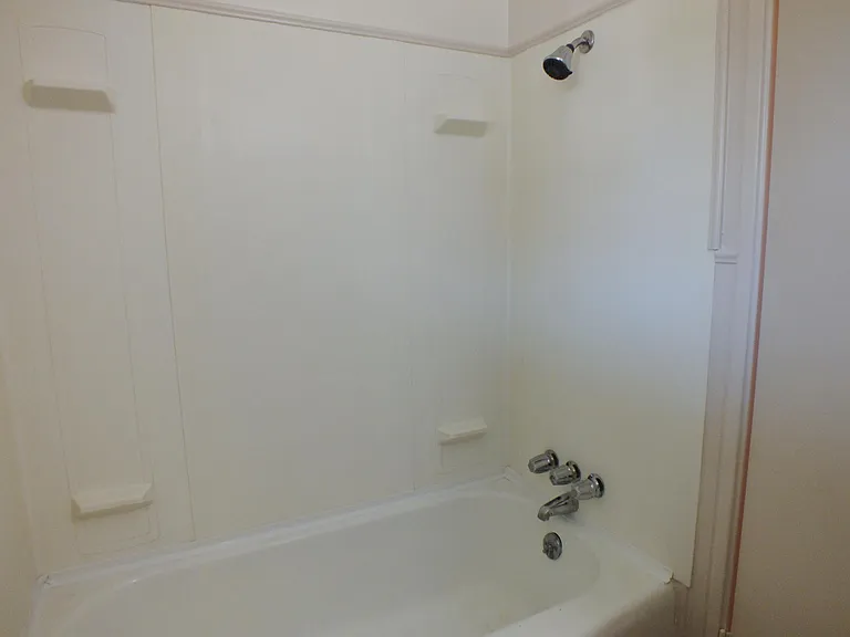 1749 Gaylord Dr — Photo 5
