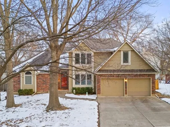 1023 SE Bordner Dr, Lees Summit, MO 64081