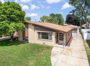 10025 Minnick Ave, Oak Lawn, IL