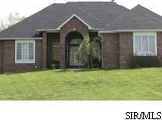 113 Brookfield Ct, Troy, IL 62294