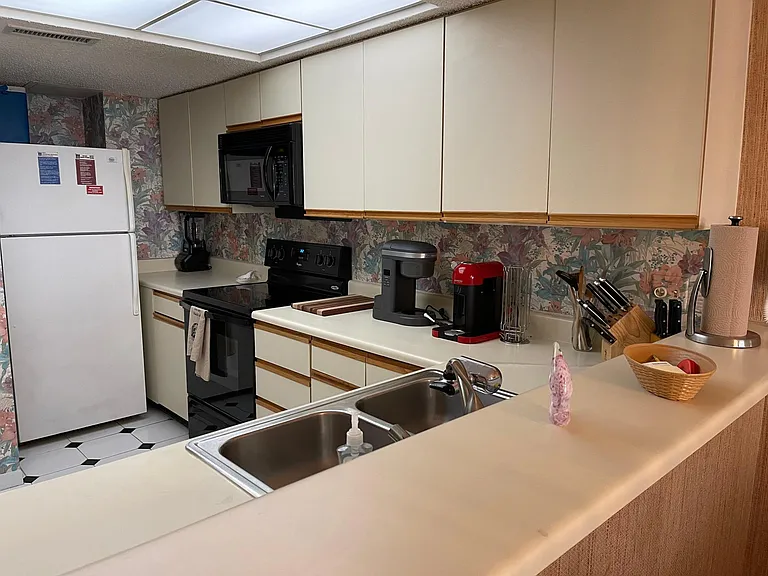 523 S Ocean Blvd #1005 — Photo 8