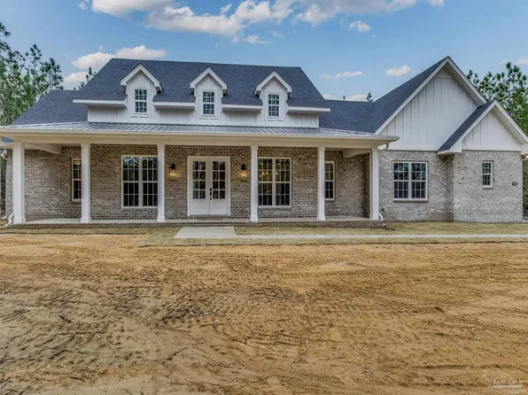 8892 Naturewalk Dr, Jay, FL 32565