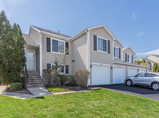 2031 Windemere Cir, Schaumburg, IL