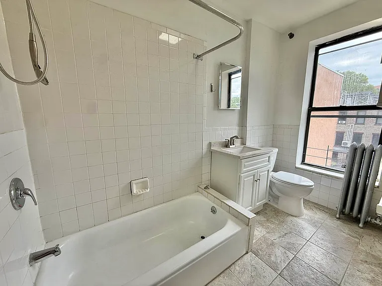 442 Gates Ave #4F — Photo 12