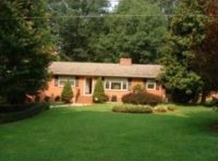 1620 Bright Leaf Rd, Pfafftown, NC 27040