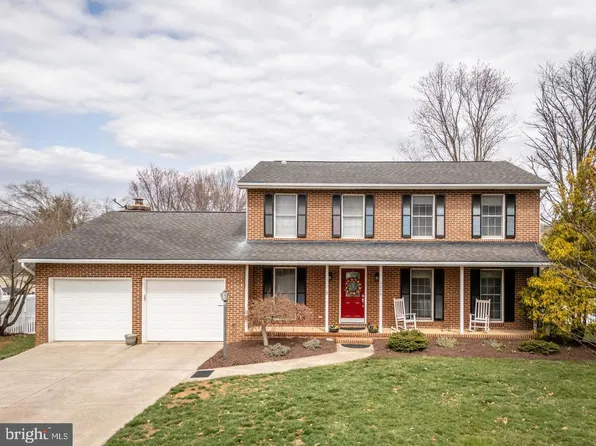 3426 Redbud Ln, Harrisonburg, VA 22801