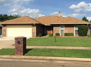 2116 Sandy Creek Trl, Edmond, OK 73013