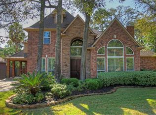 27 Wood Cove Dr, Spring, TX 77381