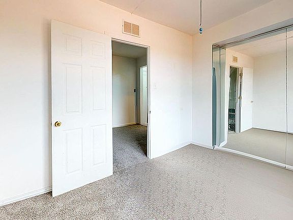 4th image of 1478 E 28th St #4Q