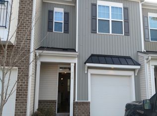 716 Silver Stream Ln, Cary, NC 27519