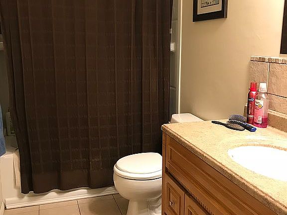 Main bathroom