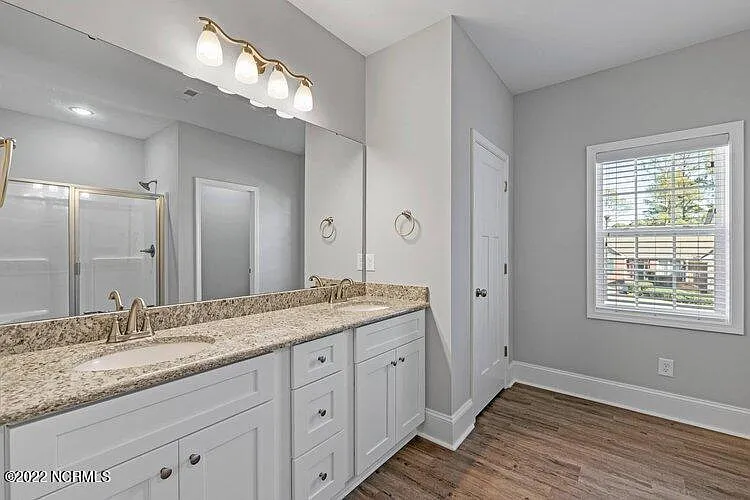 800 Lighthorse Cir — Photo 24