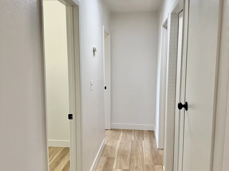 3636 W Tulare Ave — Photo 20