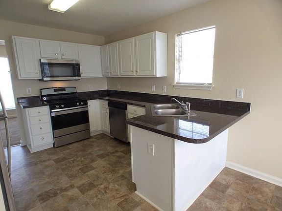 4th image of 4033 Rhinehart Ct