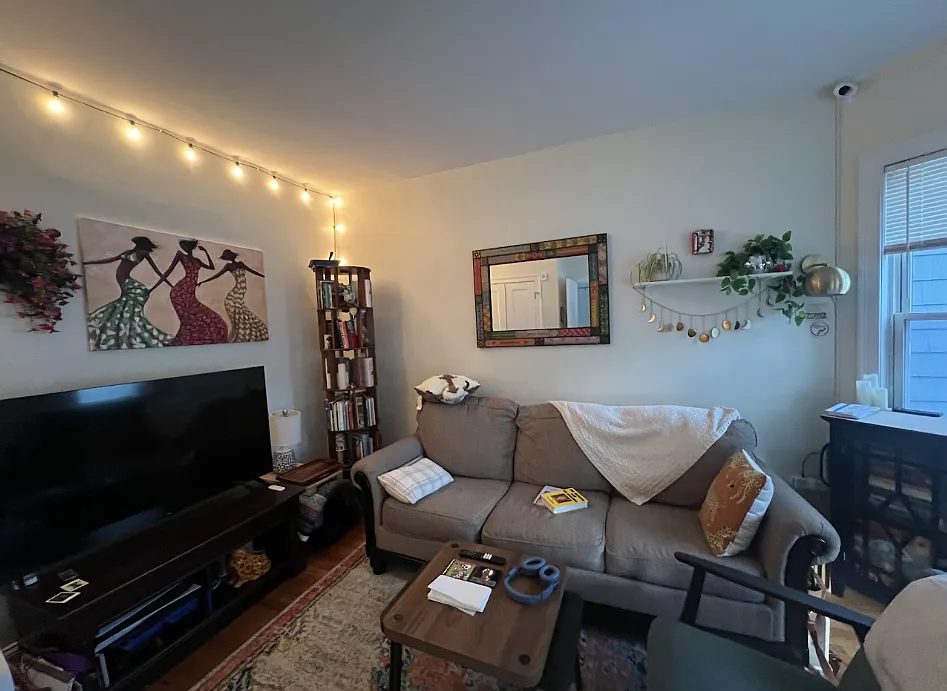 327 Highland Ave #2