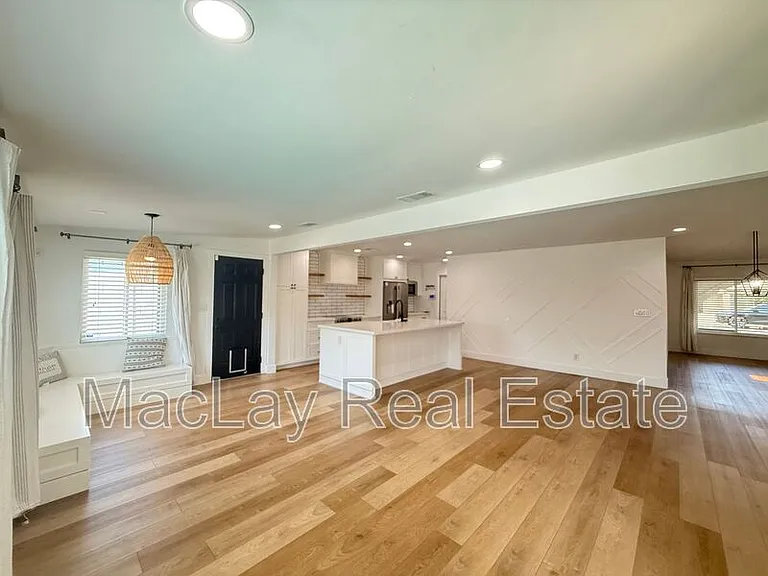 1363 W Los Lagos Vista Ave — Photo 6