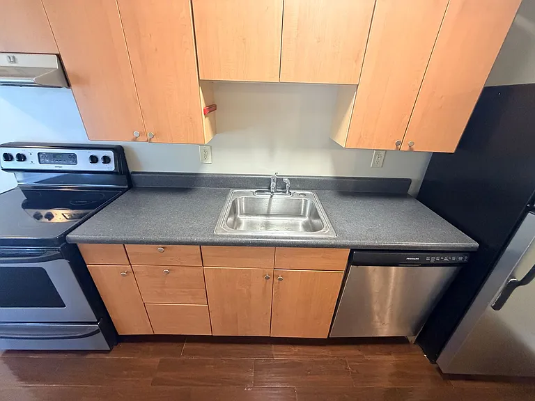 2990 Rhodes Cir S #102 — Photo 4