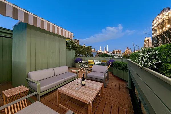 Sold by Coleman Real Estate Group | media 30