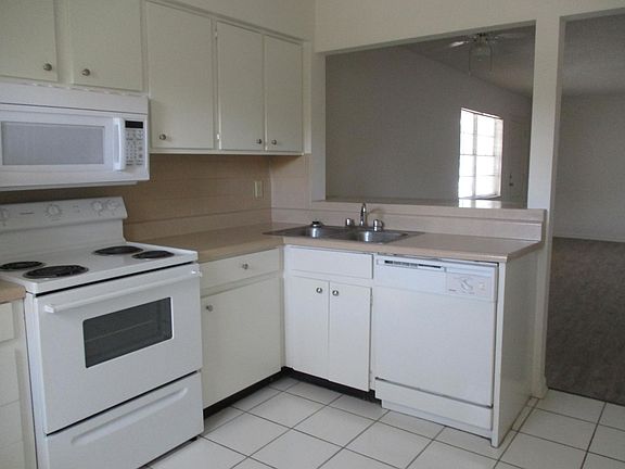 3rd image of 61 Davis Blvd APT 203