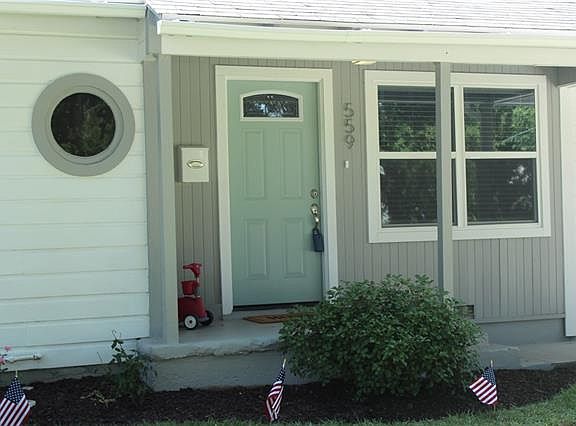 3rd image of 559 Hensley Dr