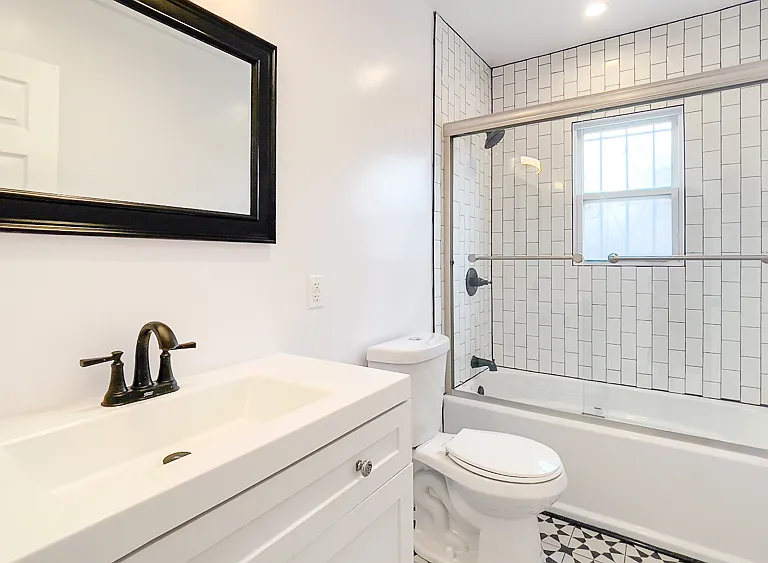 5701 San Vicente Blvd #1 — Photo 3