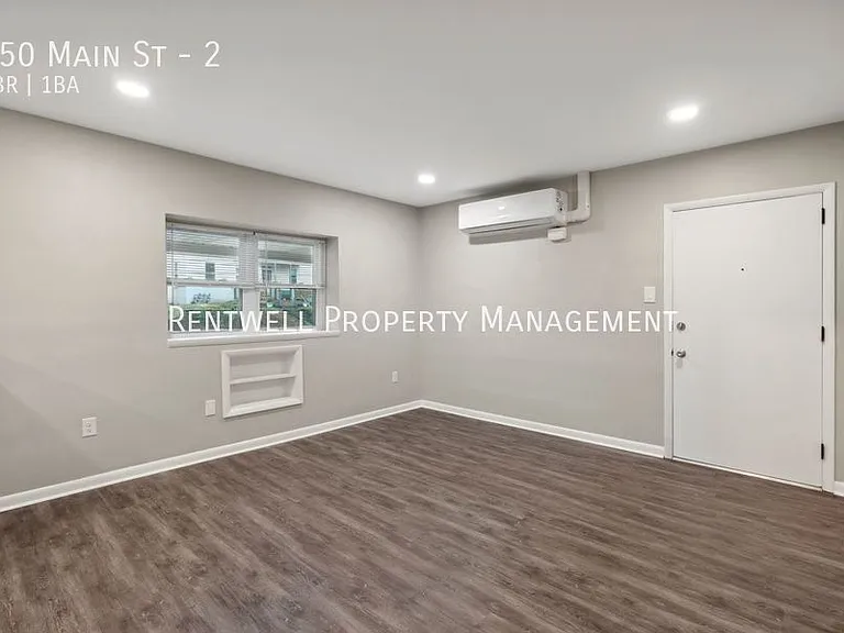 350 Main St #2 — Photo 8