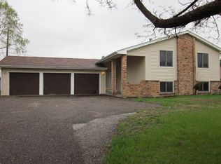 142 Charles St NE, Minneapolis, MN 55432