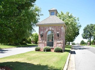 4 Eagle Cv, Maumelle, AR 72113