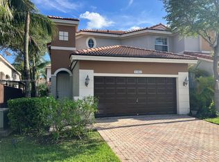 11482 NW 80th St, Doral, FL 33178