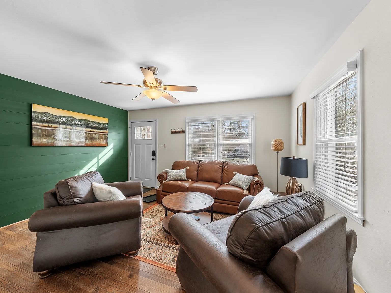 2315 Stevens Rd — Photo 2