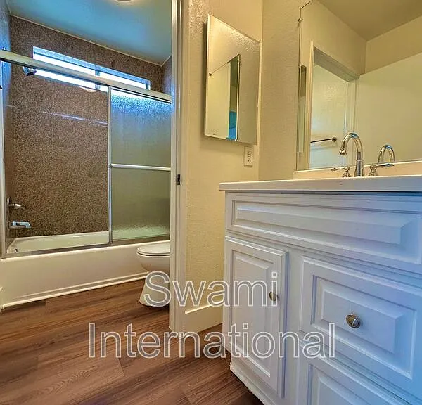1530 260th St #6 — Photo 38