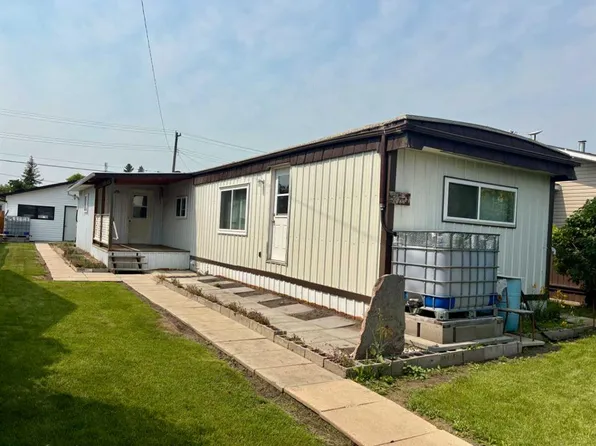 5122 E 46th St, Mannville, AB T0B 2W0