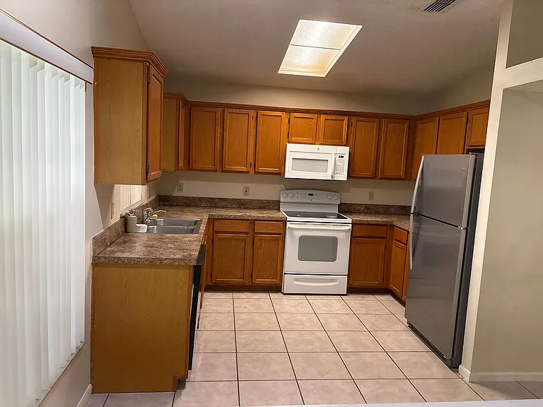 2861 Falling Tree Cir — Photo 7