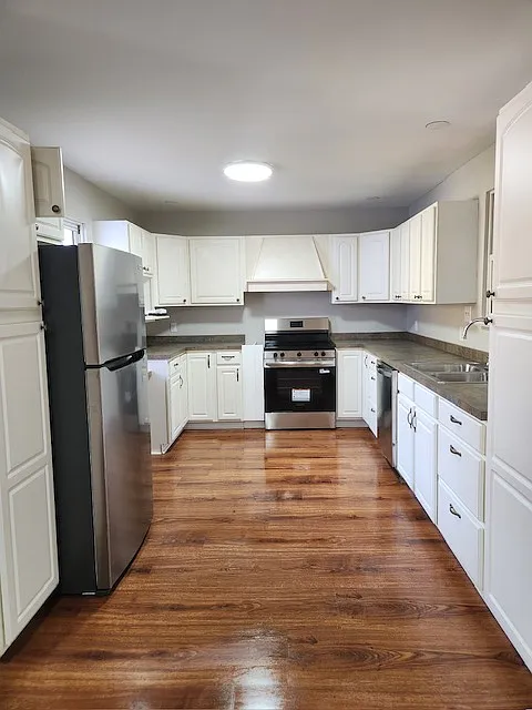 73461 Elizabeth St photo 1