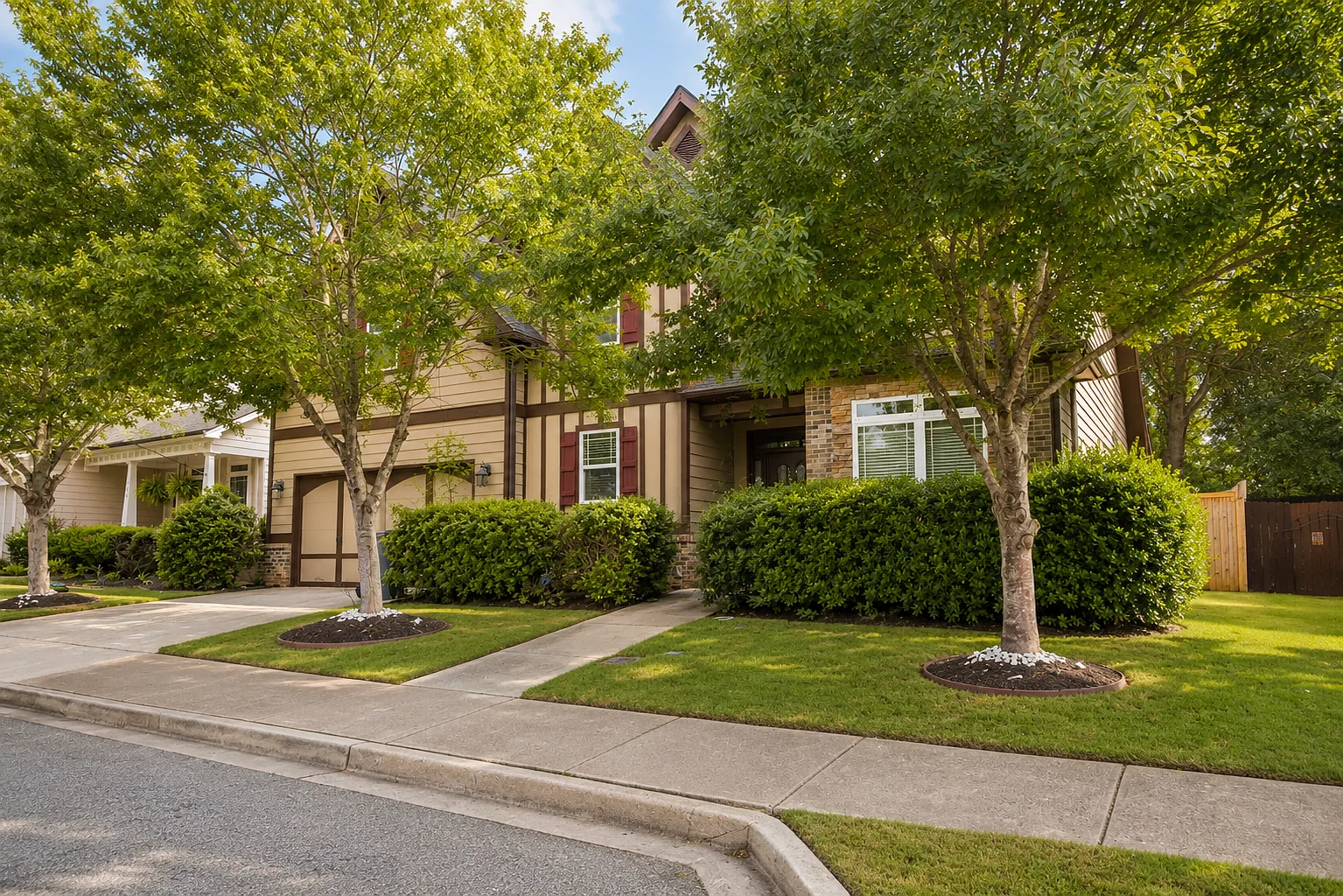 4 bed, 3.5 bath, 2238 sqft, $2,950 — Photo 3