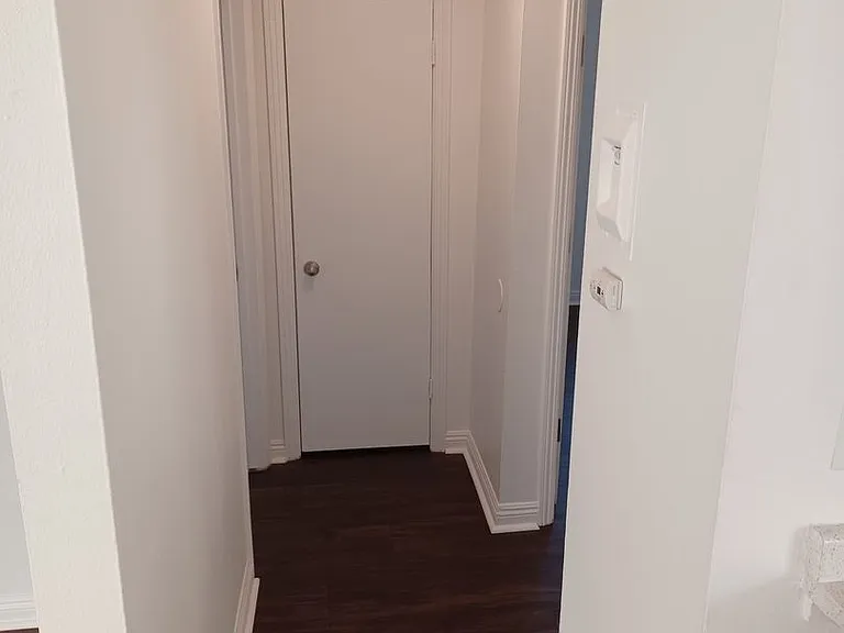 9th Street Apartments — Photo 3