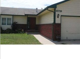 6719 E Rodeo St, Wichita, KS 67226