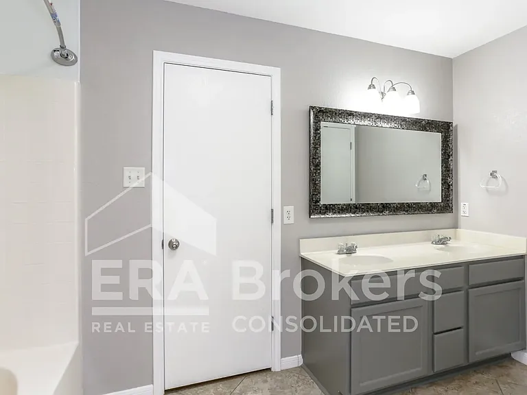 1614 Twisted Oak Dr #TWISTEDOAK1614 — Photo 15