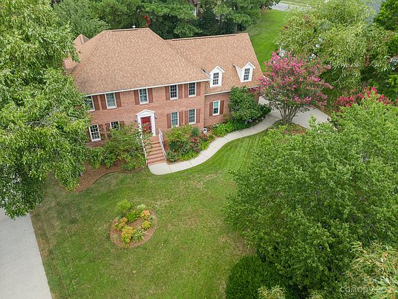 2nd image of 12113 Barwen Ct