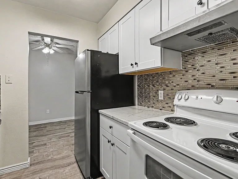 7995 E Mississippi Ave #J6 — Photo 8