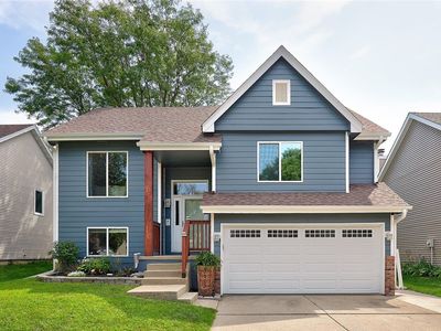 533 53rd St, West Des Moines, IA, 50266