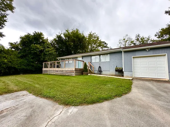 6202 Champion Rd, Chattanooga, TN 37416
